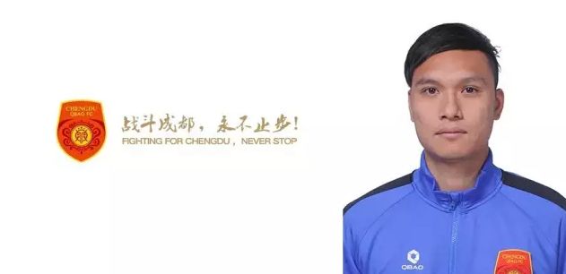 2024-06-17 6月17日，暑期档动作大片《海关战线》官宣提档至6月28日上映，同步开启预售。