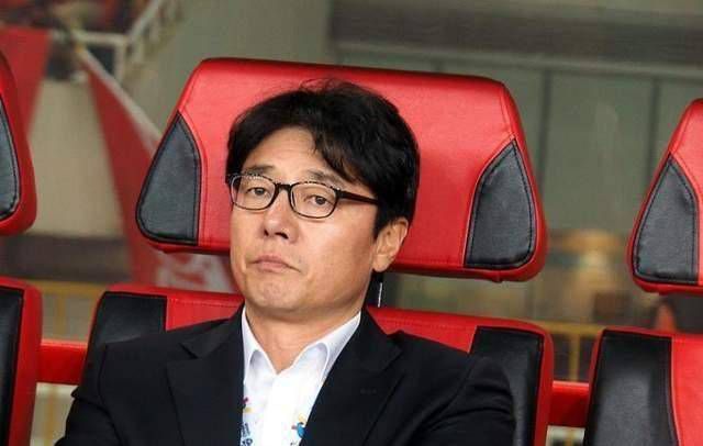 导演丹尼斯·维伦纽瓦携演员艾米莉·布朗特、乔什·布洛林出席。