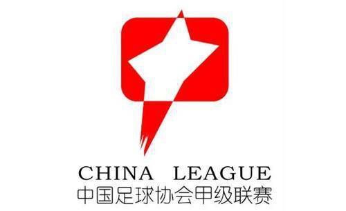 女性是社会进步的重要力量，她们在家庭、职场和社会中扮演着不可替代的角色。