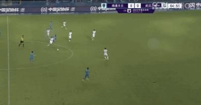 不过，前瞻的背景音的制作却 《小丑回魂》曝出全新幕后照 小演员们组团来袭 2017-02-03 备受关注的恐怖片新版《小丑回魂》在去年9月份已经杀青，并且已经公布了数张小丑的剧照。