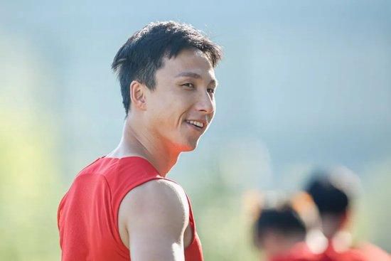 中国电影人影响力榜——春节档影人特别策划 2021-02-09 为优秀电影人提供展示窗口，多角度呈现影人贡献及核心竞争力，、电影频道融媒体中心推出“中国电影人影响力榜”，以大数据为客观依据，综合艺术价值、市场、口碑等多方位盘点中国电影产业优秀电影人 中国电影这十年放映一线 全国银幕数量超8.