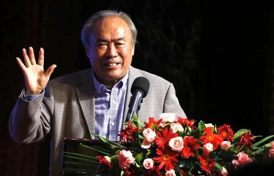 搜索-电影网 消息 首页 新闻 视频 大片 影库 CCTV6 VIP影院 全部 电影 电视剧 影人 视频 图片 新闻 更新时间 所有 1小时内 今日内 1周内 1个月内 从资讯频道搜索 结果 131104 条 阿德瑞娜·利玛穿豹纹裙亮相 肩搭内衣飞吻示意 2013-12-17 日前在迪拜，巴西模特阿德瑞娜·利玛现身“维多利亚的秘密”活动现场，为一件价值1000万美元的新款“维多利亚的秘密”幻想胸罩来宣传助阵。