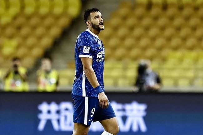 《罪恶之城2》曝故事板图片 黑白风格酷似影片 2014-04-17 《罪恶之城2：红颜祸水》由罗伯特·罗德里格兹和弗兰克·米勒共同制作，目前制片方在宣传期内又出奇招，放出了影片的故事版图片。