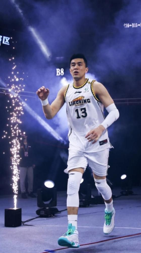 讲述同一世界观全新故事 6 马律师回归！