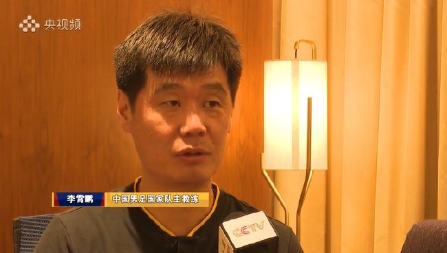 搞事业也爱生活的玫瑰姐丨赏色 2021-05-18 《玫瑰故事》曝海报 刘亦菲身处玫瑰花丛宛若油画 2024-01-02 近日，由刘亦菲主演的电视剧《玫瑰故事》发布全新海报，刘亦菲身穿黄色抹胸礼服，身处绽放的黄玫瑰中，宛若一幅油画。