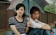 其中，张子枫扮演热血警员何秋果，与资深追踪专家黄德忠（成龙 饰）组成搭档，一起对犯罪团伙展开步步逼近的追逐。