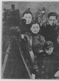 “死侍”瑞安夫妇为一线抗疫组织捐款700万 2020-03-17 3月17日，据报道称“死侍”瑞安·雷诺兹，和妻子“花边教主”布蕾克·莱弗利宣布，捐赠100万美金（约700万人民币）给予新冠肺炎大流行期间位居第一线的救难组织。